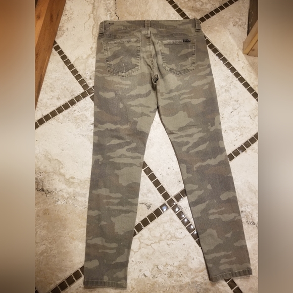 Seven7 camo skinny Jean's EUC size 6 - Picture 5 of 6